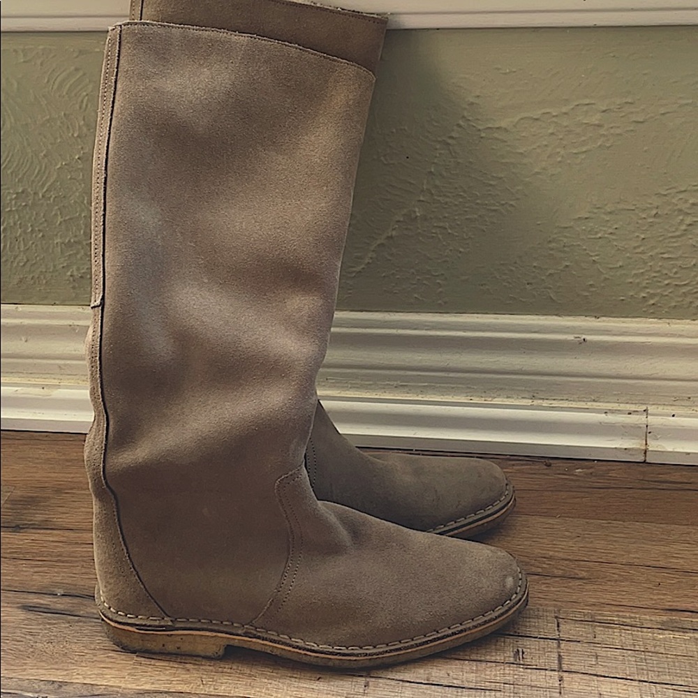 Pierre Hardy Camel Suede Gum Sole Boots / 8